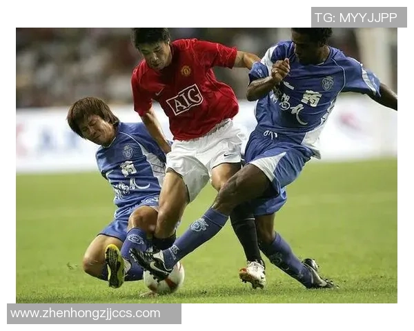 足球明星岁月流转老去的高清照片展现他们的风采与沧桑